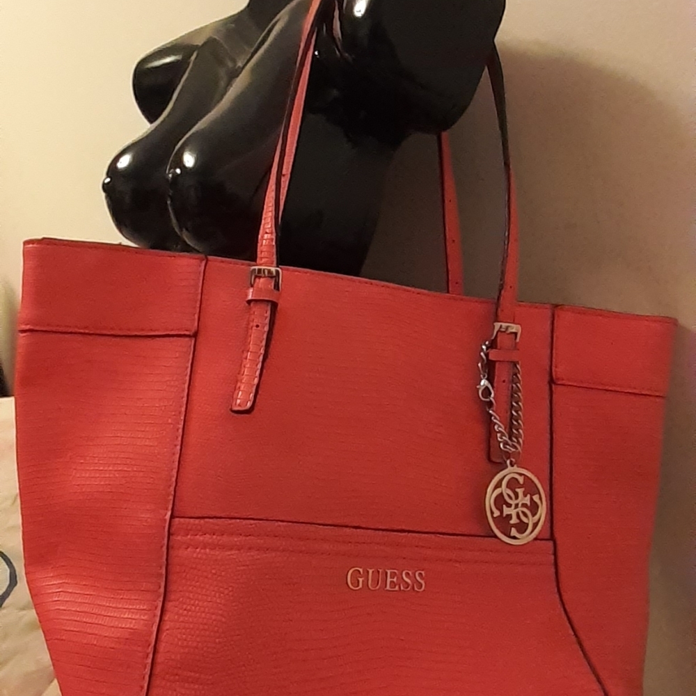 Guess shoulder bag